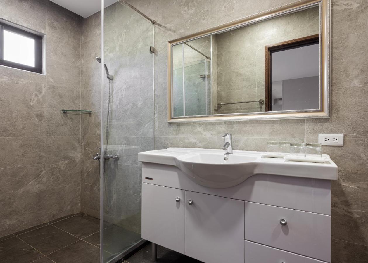 לוגו 名竹旅社 Minzu Hotel מראה חיצוני תמונה